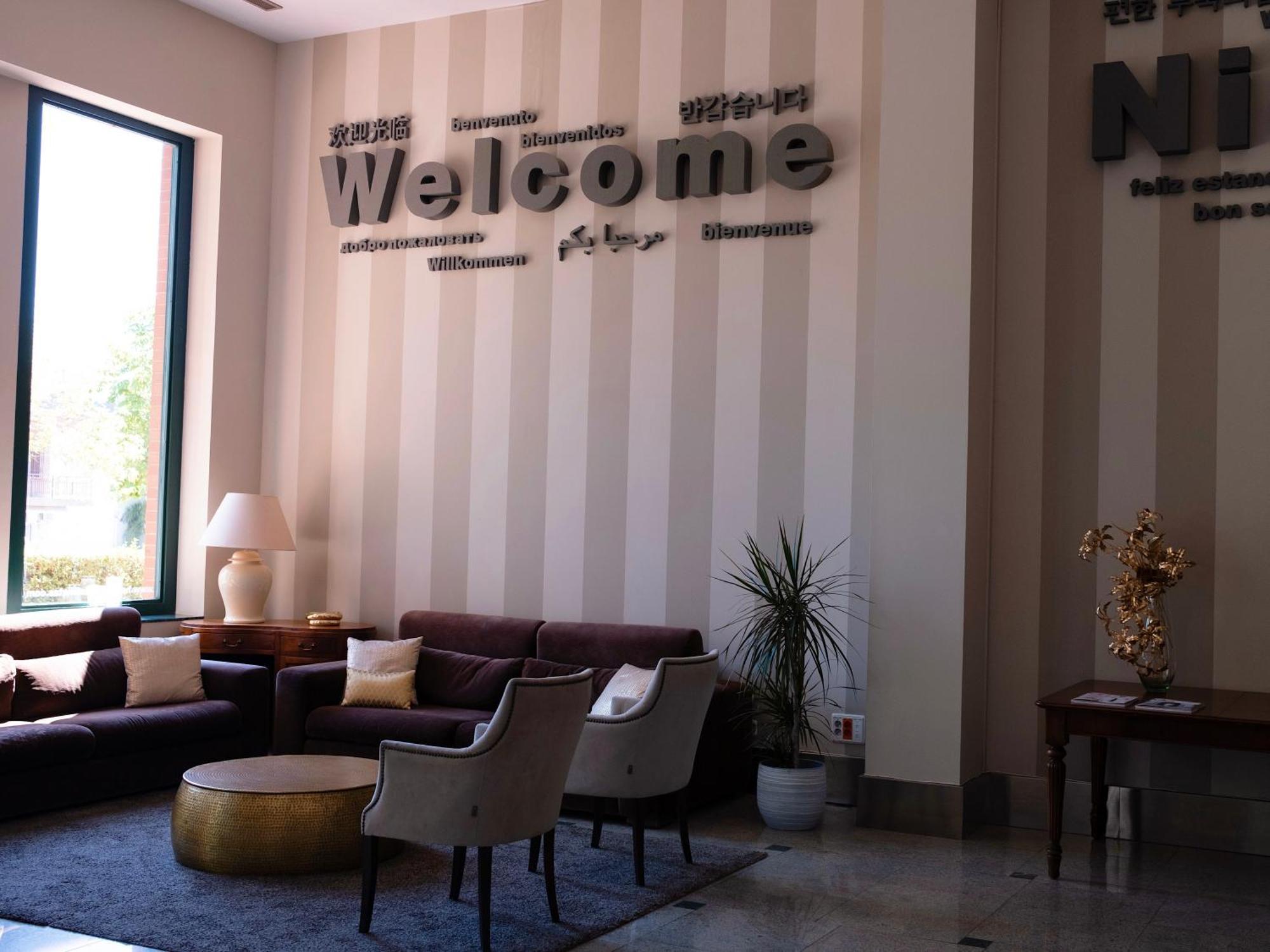 Hotel Plaza Las Matas Las Rozas de Madrid Esterno foto